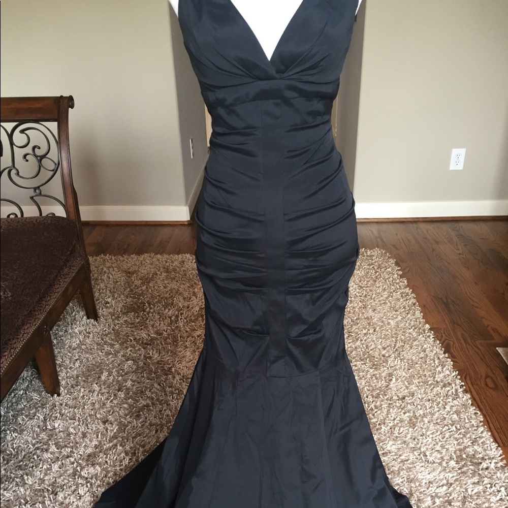 Black evening gown by Cache size 6